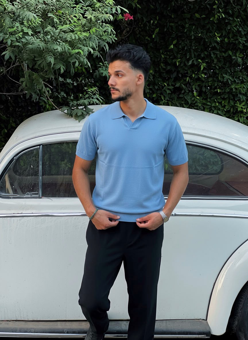BLUE KNITTED POLO
